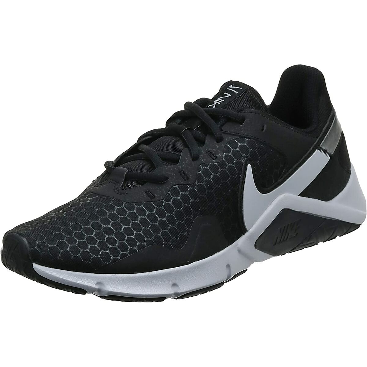 Trainers Nike LEGEND ESSENTIAL Black