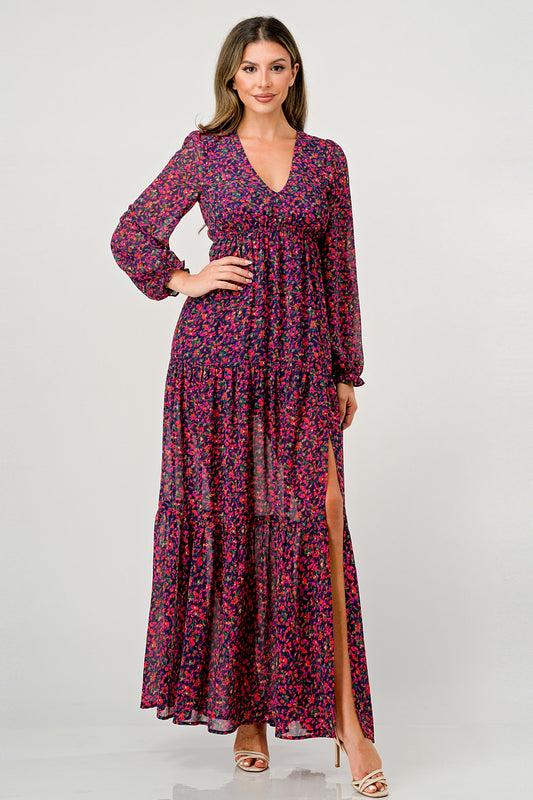 Vestido maxi floral de manga larga con escote en V, falda escalonada y abertura lateral