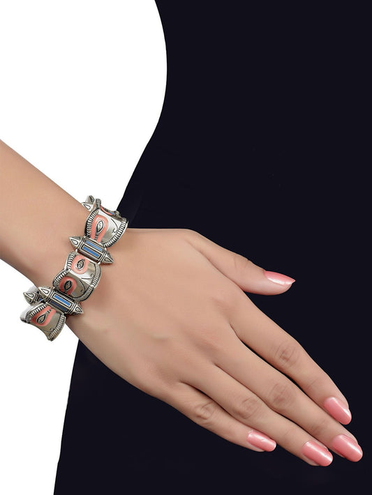 Face Design Bracelet