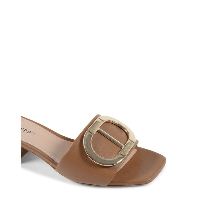 Dee Ocleppo - Mule Dizzy Logo Cuoio